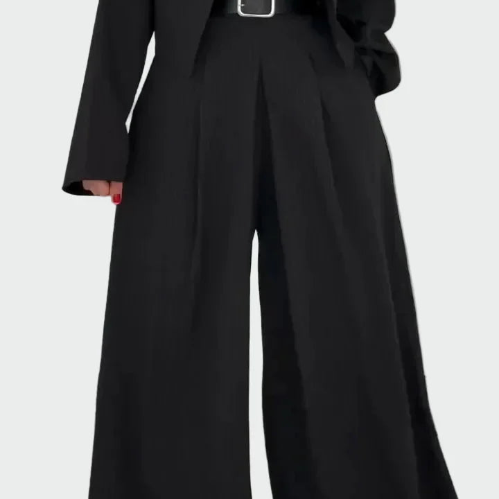 Kombinezonas ir Švarkas Elegantiškas & Modernus